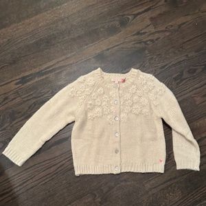Girls sweater